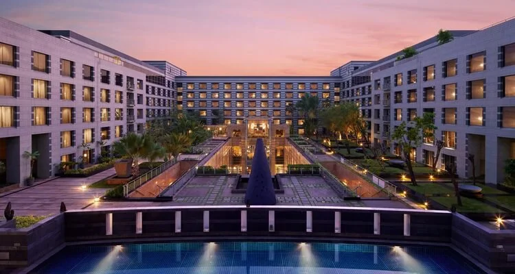 Top Hotels Near Fiesta San Antonio Events