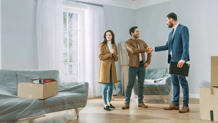 Last Minute Showing Checklist for Holiday Week Sellers