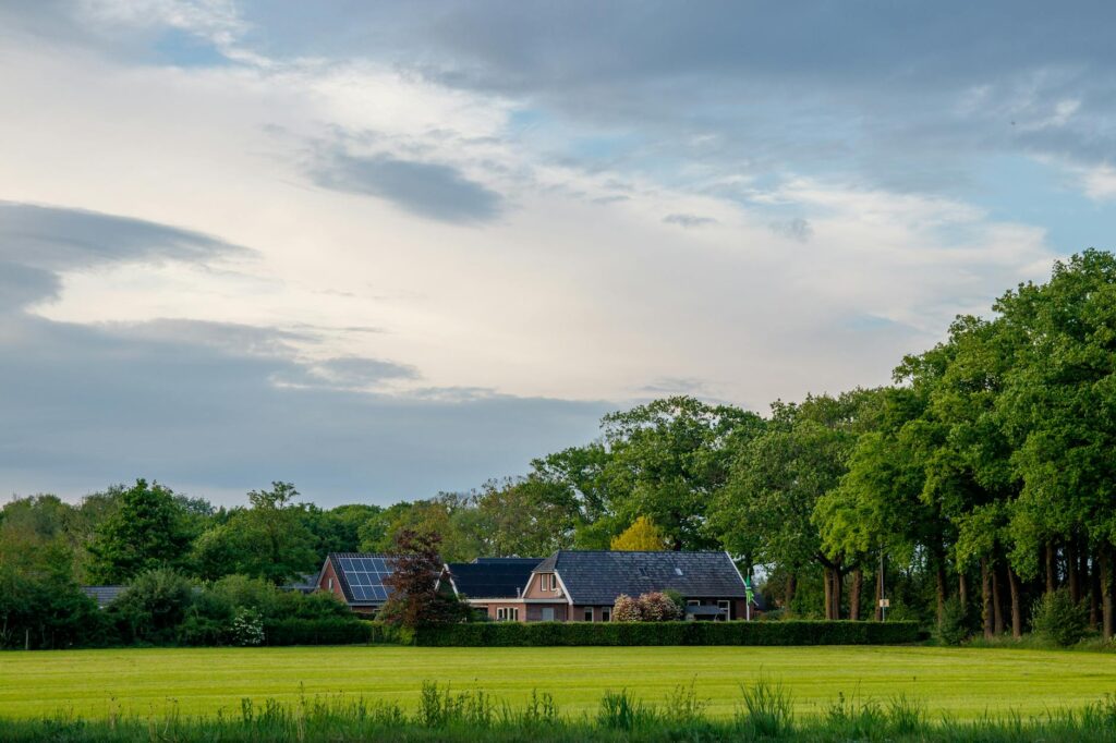 Best Neighborhoods to Live in Spring Branch, Texas