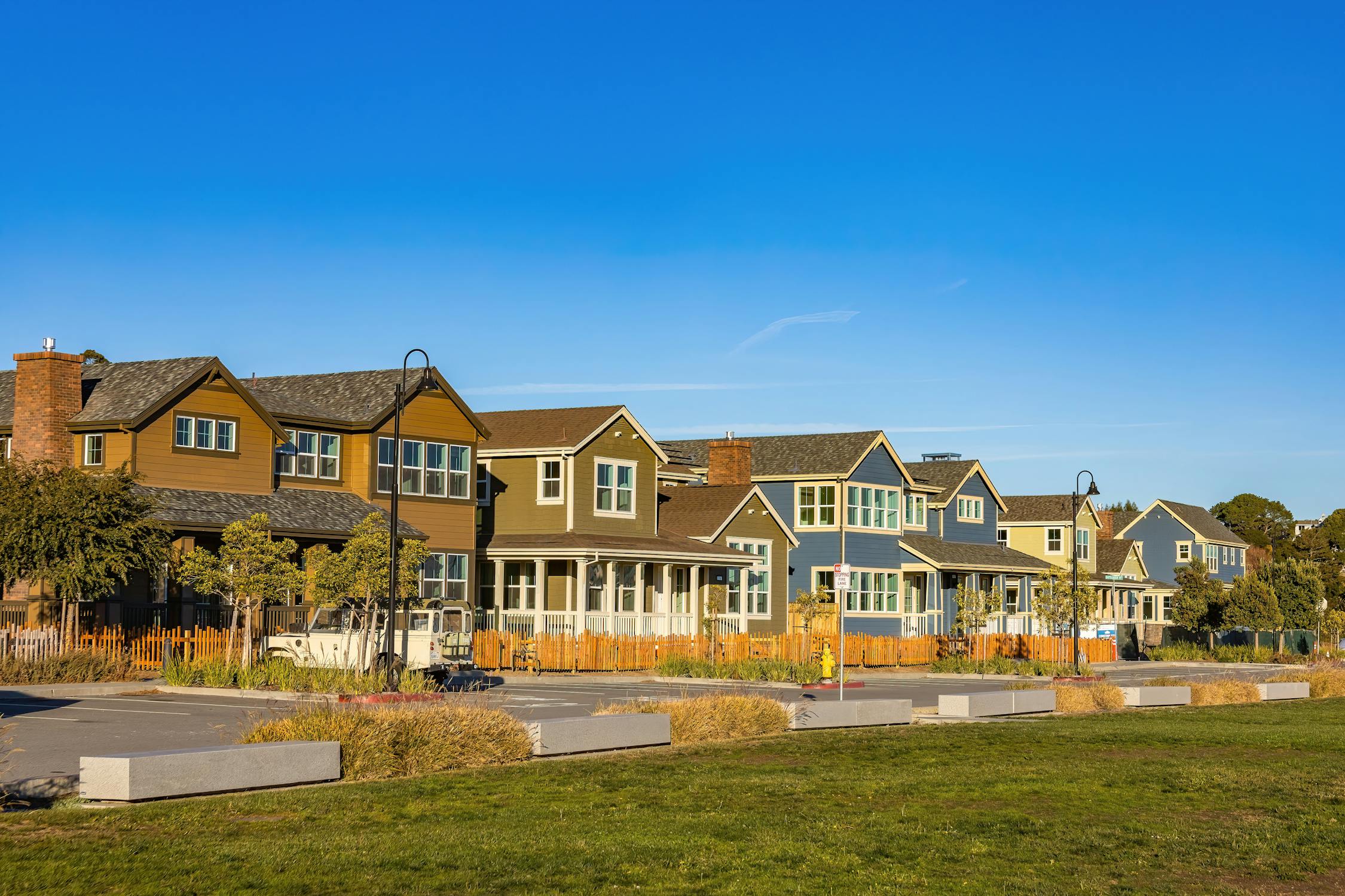 Suburban homes in a master-planned community neighborhood